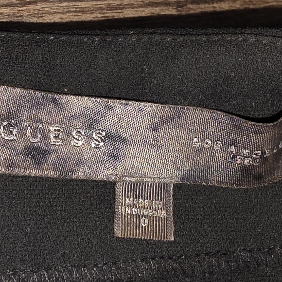 GUESS STUDDED SKORT Black Micro Mini Skirt Goth Size 0 - Picture 3 of 3